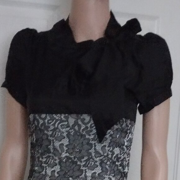 Rachael G. Black and Gold Floral Print Dress, Size 4 - Picture 12 of 16